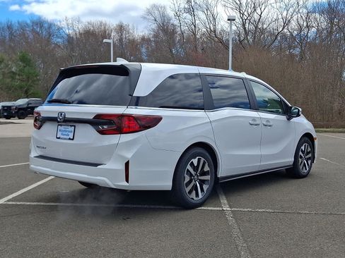 New 2026 Honda Odyssey EX-L image 4
