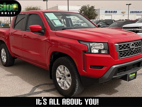 Used 2022 Nissan Frontier SV image 1