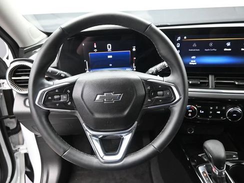 Used 2026 Chevrolet Trax ACTIV w/ Driver Confidence Package FWD image 27