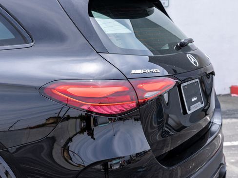 Used 2025 Mercedes-Benz GLC 43 AMG 4MATIC image 13