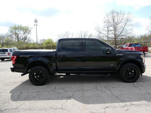 Used 2017 Ford F150 XLT w/ Equipment Group 302A Luxury AWD/4WD image 4