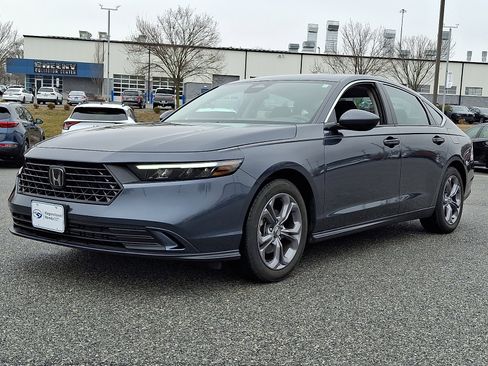 Used 2024 Honda Accord EX image 3