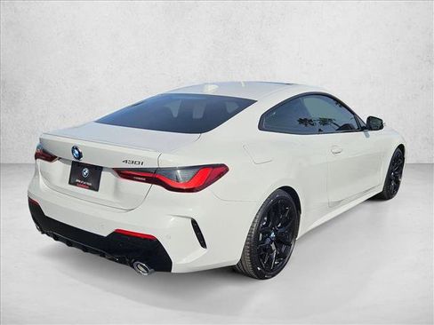 New 2026 BMW 430i Coupe image 2