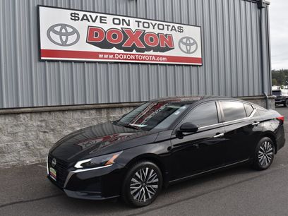 Used 2023 Nissan Altima 2.5 SV