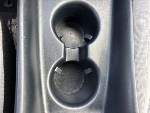Used 2022 Toyota Prius LE FWD image 36