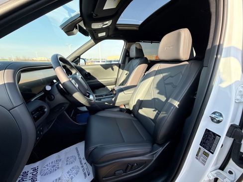 Certified 2026 Hyundai Palisade XRT Pro image 14