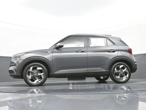Certified 2024 Hyundai Venue SEL FWD image 47