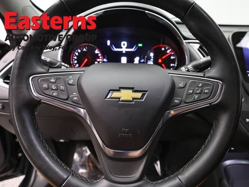 Used 2024 Chevrolet Malibu LT FWD image 10