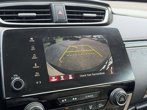 Used 2018 Honda CR-V Touring image 4