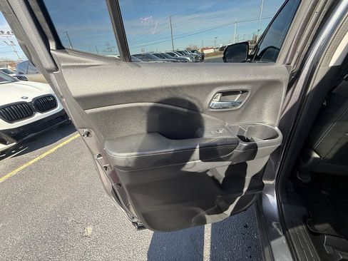 Used 2017 Honda Ridgeline RTL-E image 18