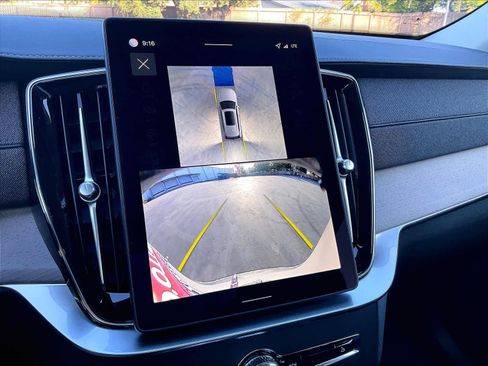 New 2026 Volvo XC90 B5 Plus w/ Protection Package image 20