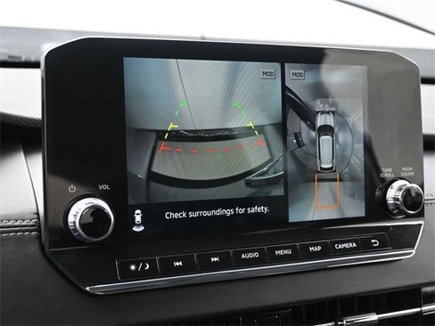 Used 2023 Mitsubishi Outlander SE image 18