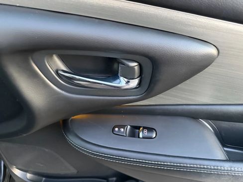 Used 2017 Nissan Murano SL w/ SL Technology Package image 29