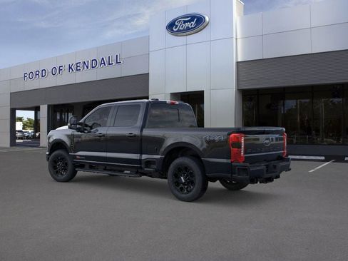 New 2026 Ford F250 Lariat w/ Black Appearance Package image 4