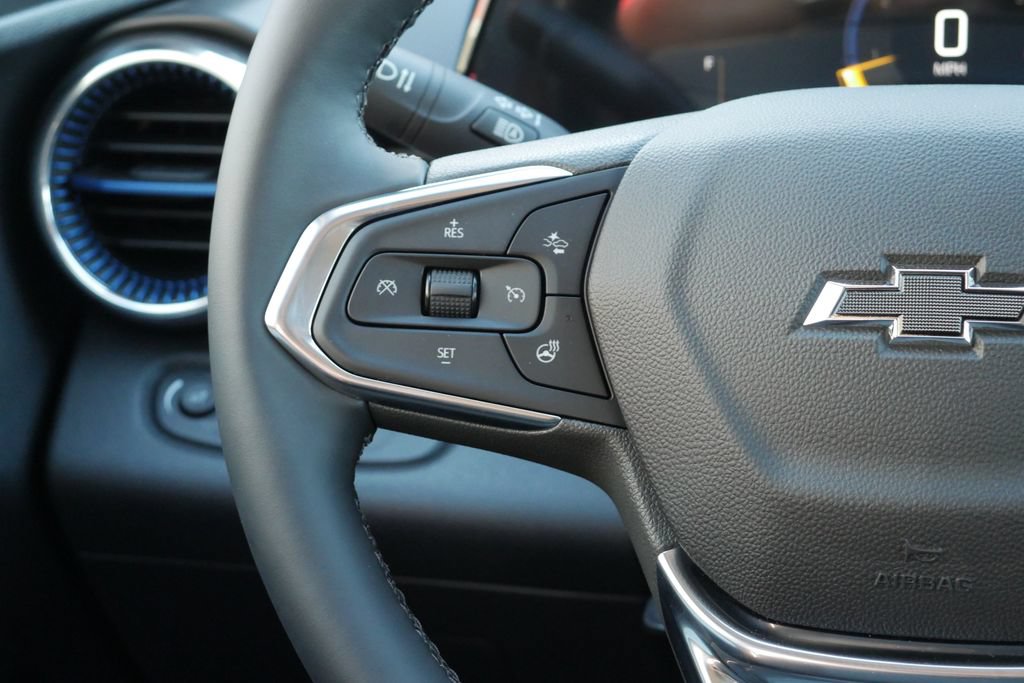 New 2026 Chevrolet Trax LT w/ Driver Confidence Package FWD image 15