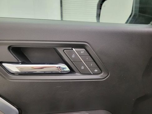 Certified 2025 Chevrolet Colorado ZR2 w/ Technology Package image 3