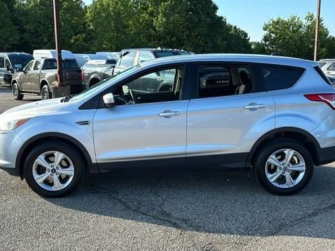 Used 2015 Ford Escape SE FWD image 3