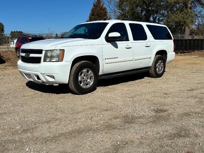 Used 2008 Chevrolet Suburban LT w/ Convenience Package 1