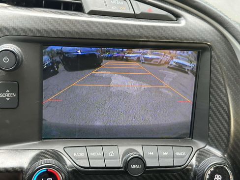 Used 2015 Chevrolet Corvette Z06 w/ 3LZ Preferred Equipment Group image 26