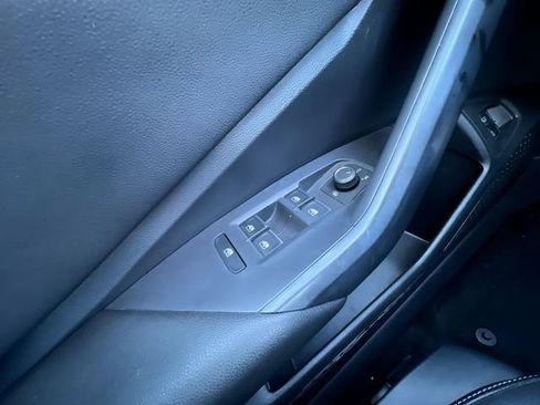 Certified 2021 Volkswagen Jetta SEL Premium image 13