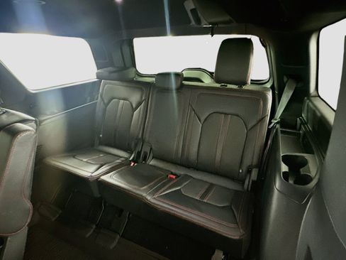 Used 2024 Ford Expedition Limited RWD image 31