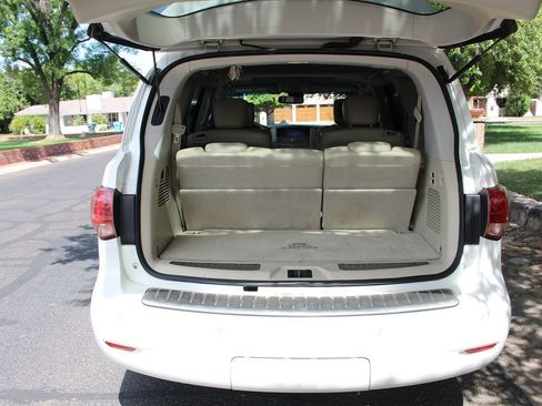 Used 2014 INFINITI QX80 4WD w/ Theater Package image 26