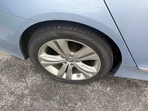 Used 2012 Hyundai Sonata Hybrid FWD image 18