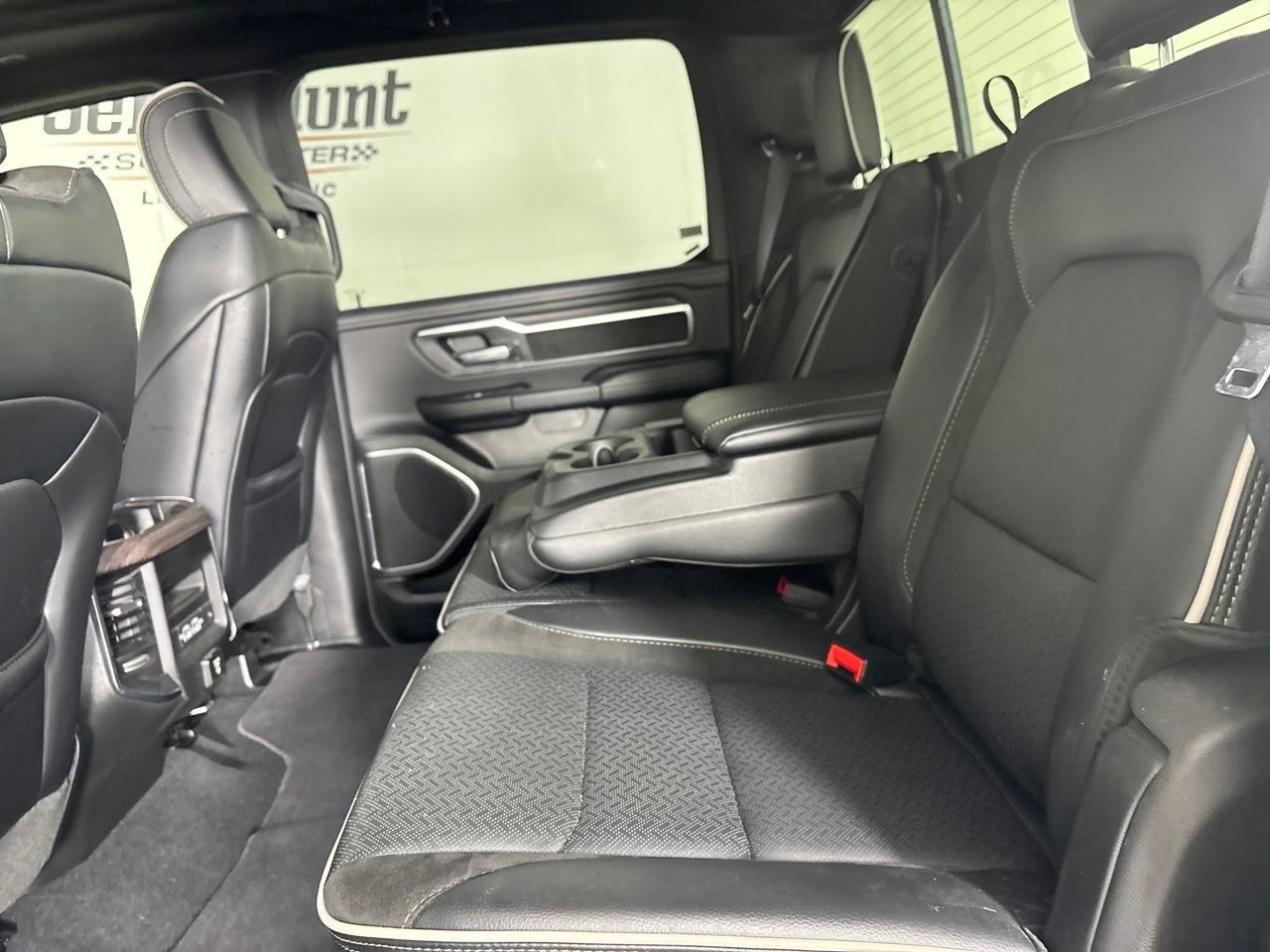 Used 2026 RAM 1500 Laramie AWD/4WD image 27