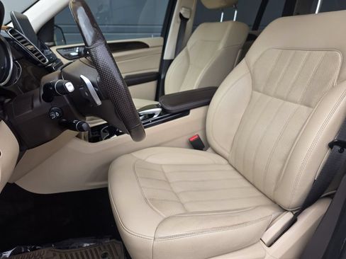Used 2017 Mercedes-Benz GLS 450 4MATIC image 13