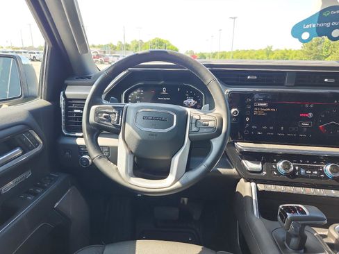 Certified 2025 GMC Sierra 1500 Denali w/ Denali Reserve Package AWD/4WD image 15