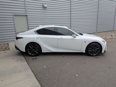 Used 2025 Lexus IS 300 F Sport image 6