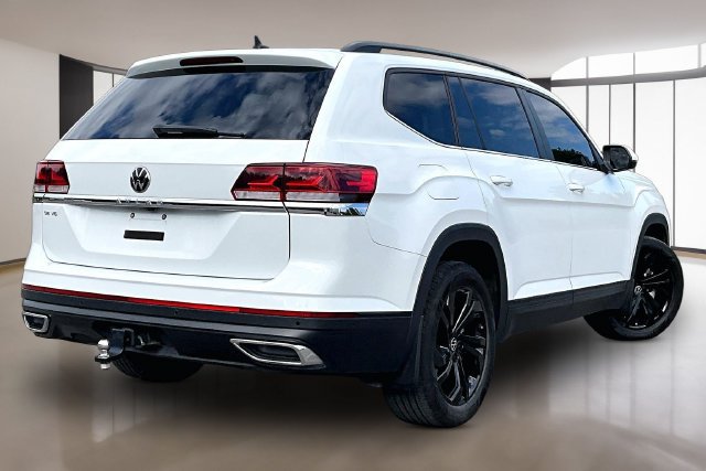 Used 2023 Volkswagen Atlas SE w/ Panoramic Sunroof Package FWD image 6