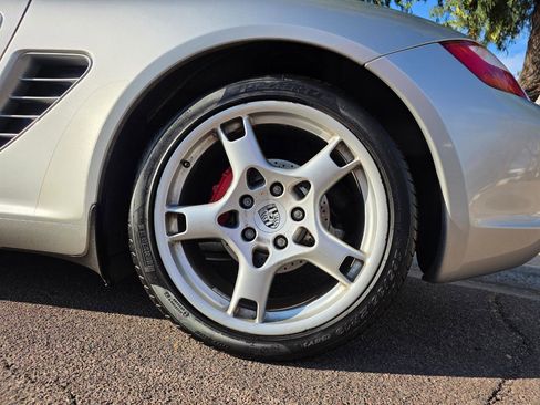 Used 2005 Porsche Boxster S image 36