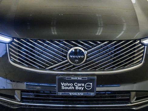 New 2026 Volvo XC90 B6 Ultra w/ Protection Package AWD/4WD image 8