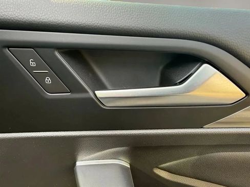 Used 2019 Volkswagen Jetta SEL FWD image 31