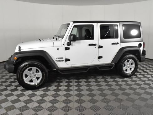 Used 2017 Jeep Wrangler Unlimited Sport w/ Quick Order Package 24S image 9