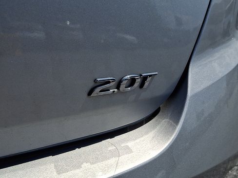 Used 2018 Hyundai Sonata Limited FWD image 12