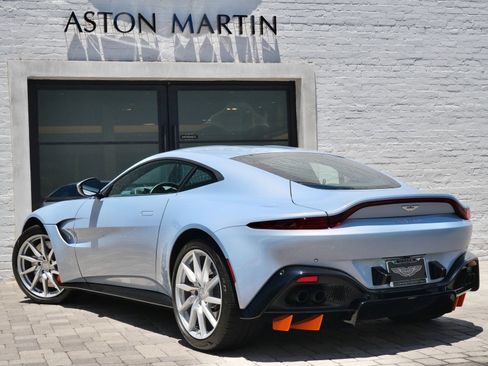 Used 2020 Aston Martin V8 Vantage Coupe RWD image 2