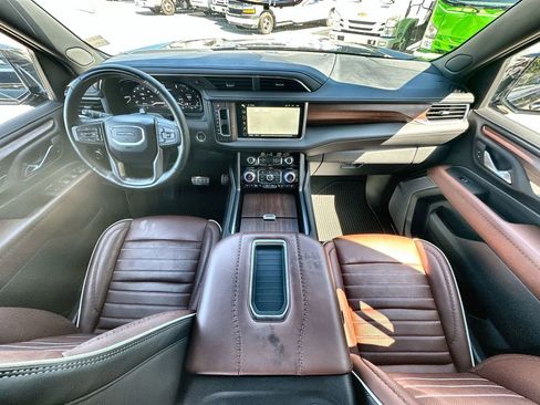 Certified 2024 GMC Yukon Denali Ultimate image 21