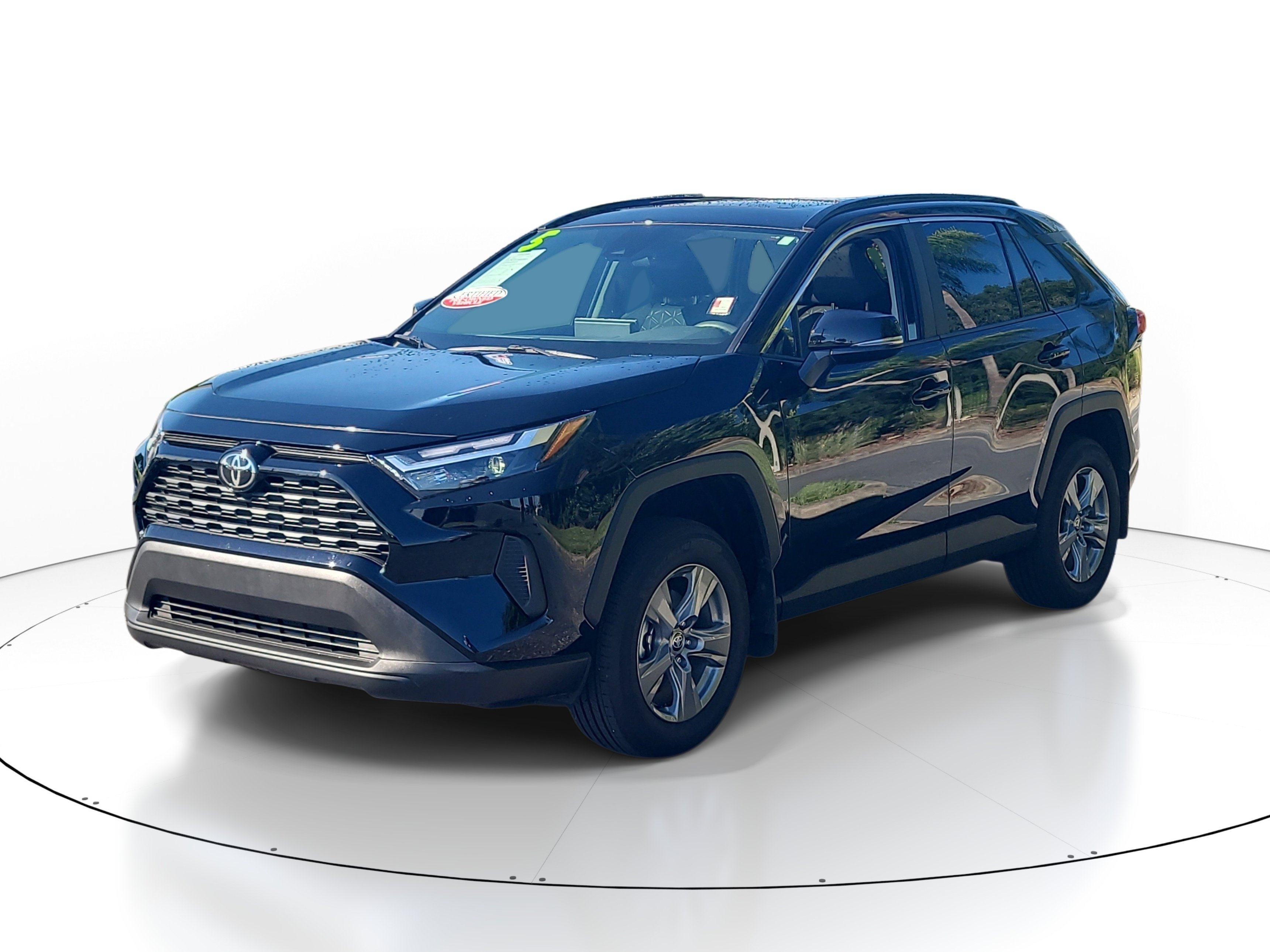 Certified 2025 Toyota RAV4 XLE w/ Convenience Package FWD image 3