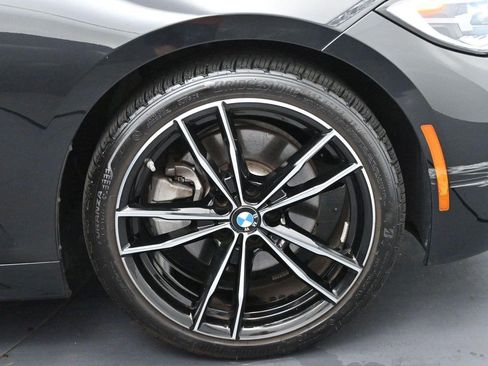 Used 2022 BMW 330i xDrive Sedan w/ M Sport Package AWD/4WD image 35