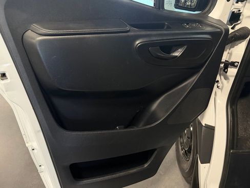 Used 2021 Mercedes-Benz Sprinter 2500 image 20