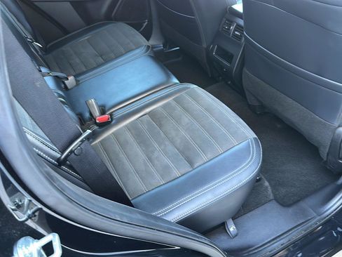 Used 2025 Mitsubishi Outlander SE AWD/4WD image 22