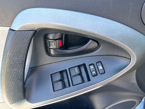 Used 2012 Toyota RAV4 Limited w/ Premium Plus Value Pkg image 16