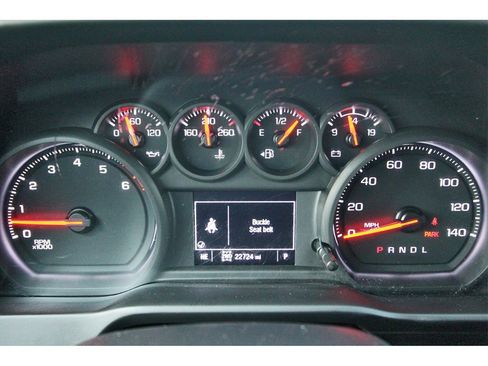 Used 2025 Chevrolet Silverado 2500 Custom w/ Custom Value Package image 14