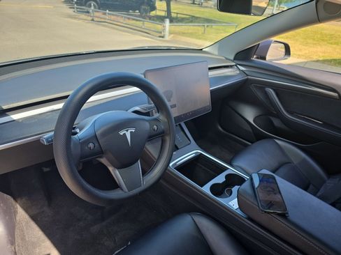 Used 2021 Tesla Model 3 Standard Range Plus RWD image 13