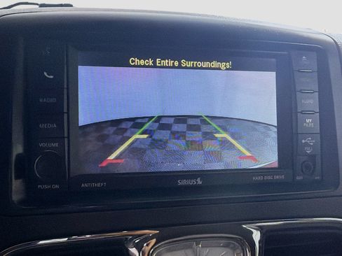 Used 2015 Chrysler Town & Country Touring-L w/ Driver Convenience Group FWD image 22