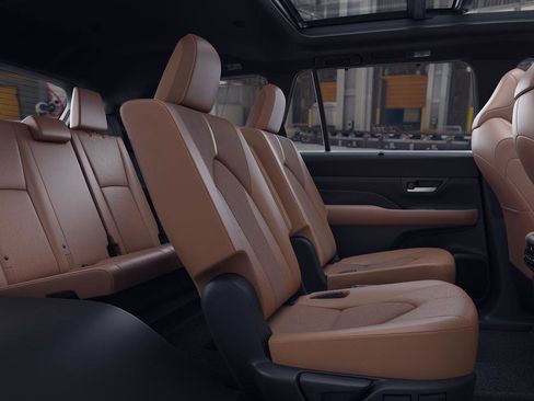 New 2026 Toyota Grand Highlander MAX Platinum image 2