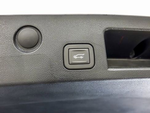 New 2026 Chevrolet Equinox RS w/ Convenience Package III image 9