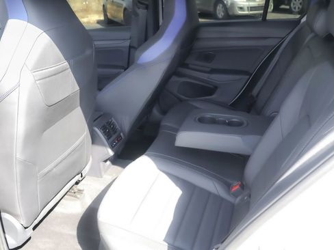 Certified 2024 Volkswagen Golf R AWD/4WD image 23